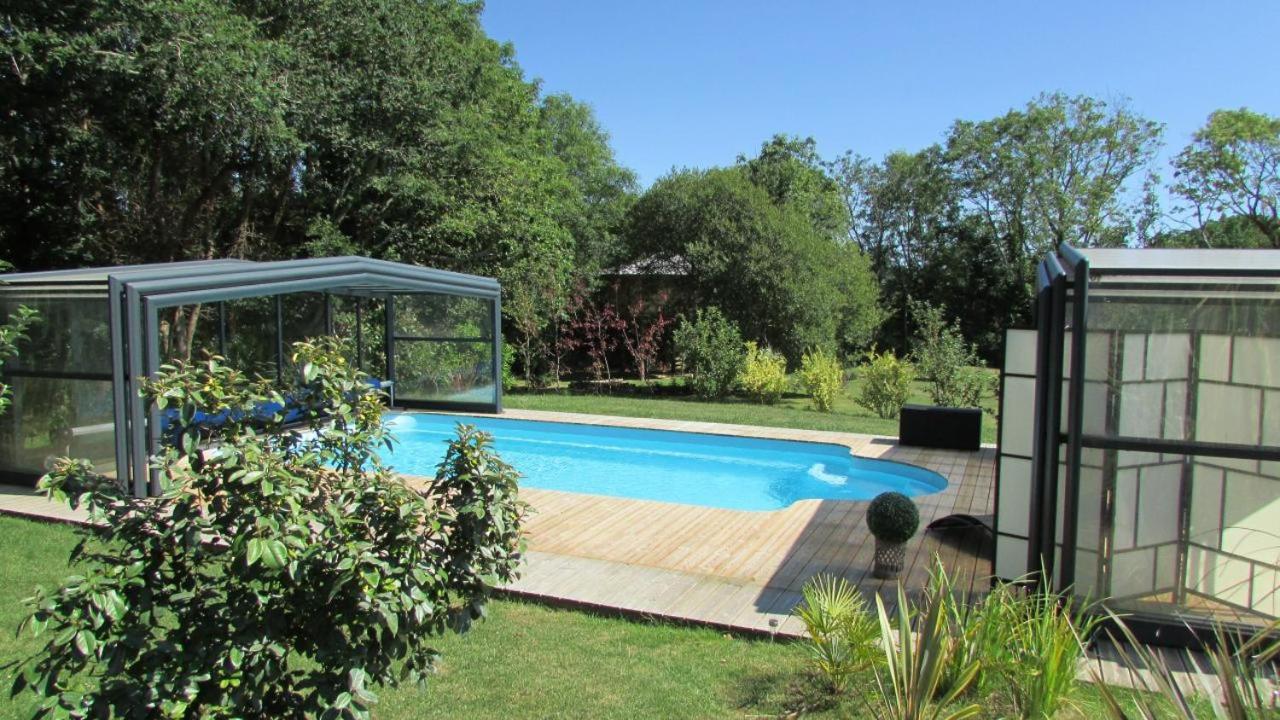 קרוזון Chalet Des Fees - Piscine מראה חיצוני תמונה